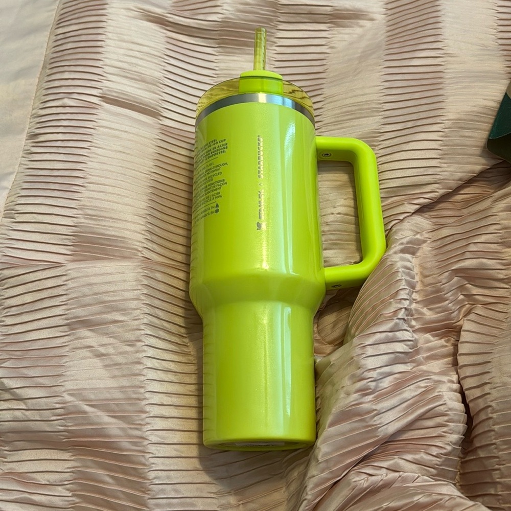 Stanley + Starbucks cup 2024
